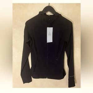 New Lululemon - Mist Over Windbreaker - Black - Size 2 - NWT